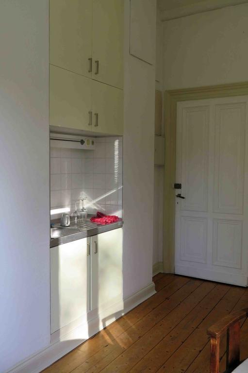 Gaesteappartement Im Atelierhaus Wuppertal Kamer foto
